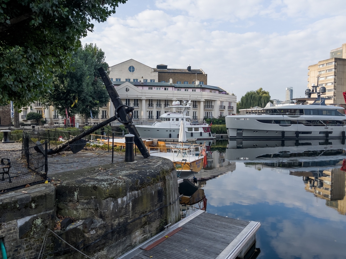 Anchor of the 'Amsterdam'