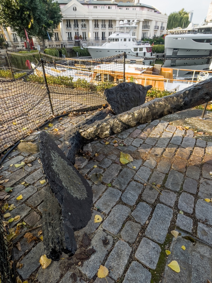 Anchor of the 'Amsterdam'