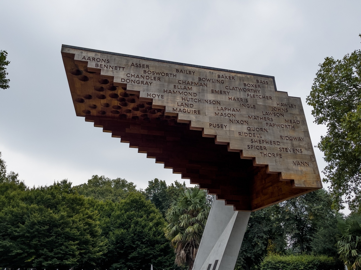 Stairway to Heaven (The Bethnal Green Tube Disaster Memorial)