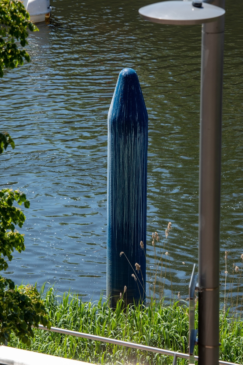 Steles