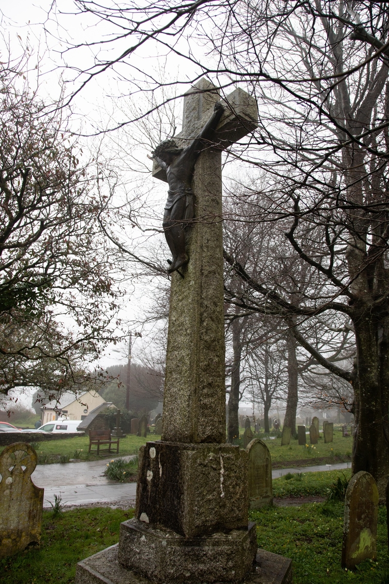 Memorial to Arthur Christopher Thynne (1859–1908), Rector of Kilkhampton