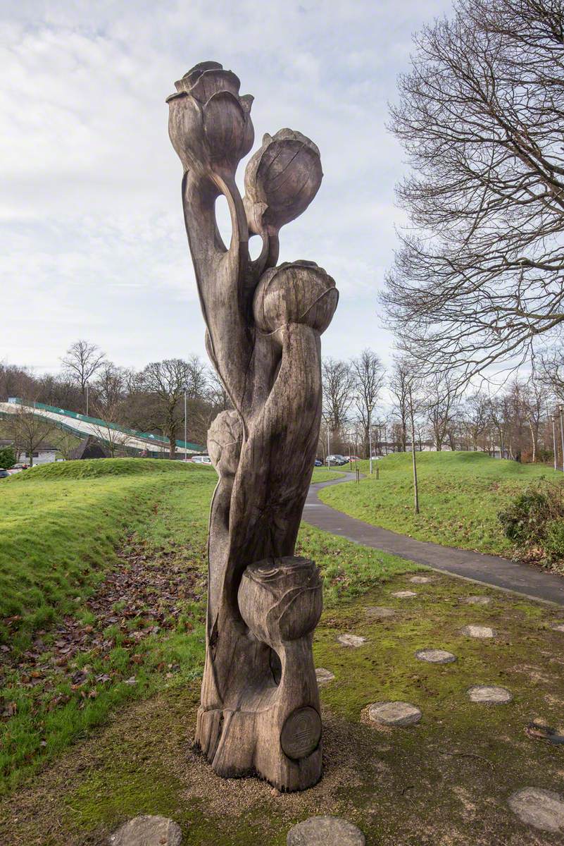 Mackintosh Roses (Carved Hardwood Flowers Sculpture)