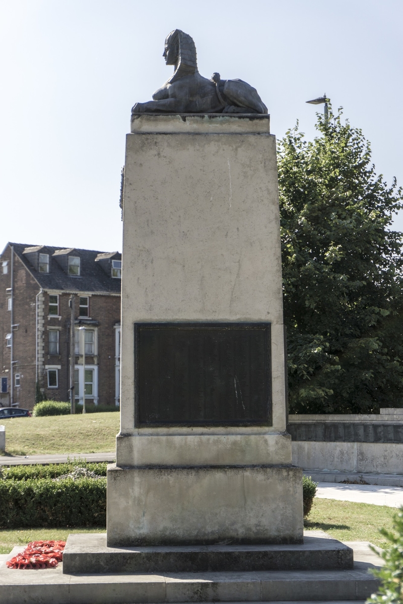 Fifth Battalion Gloucestershire Regiment War Memorial | Art UK