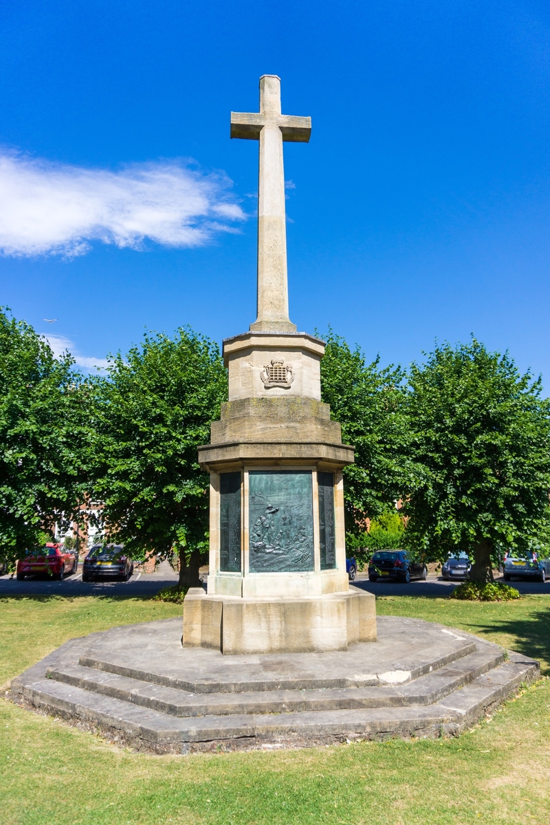 War Memorial to the Royal Gloucestershire Hussars Yeomanry