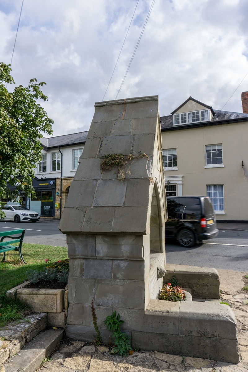 Steele Graves Memorial Fountain