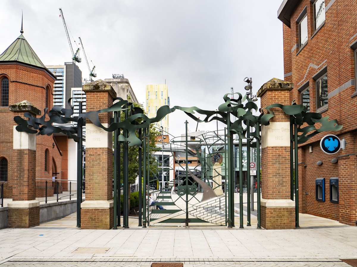 Woking Town Gate | Art UK