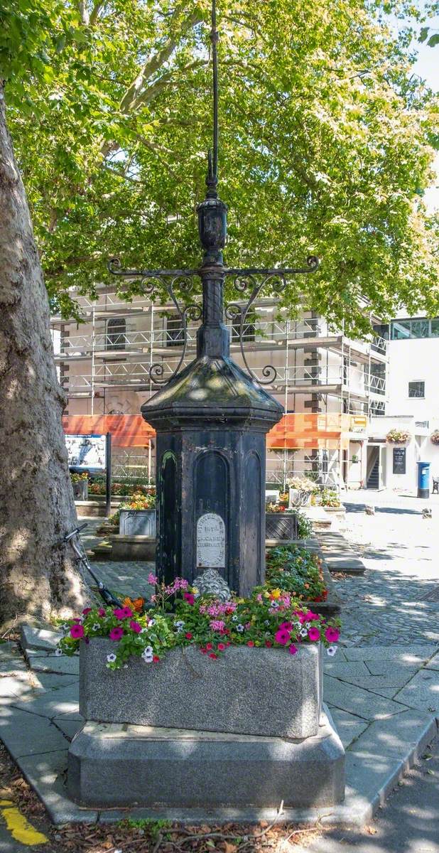 Island Cow Tailed Pumps (Memorial Drinking Fountain)