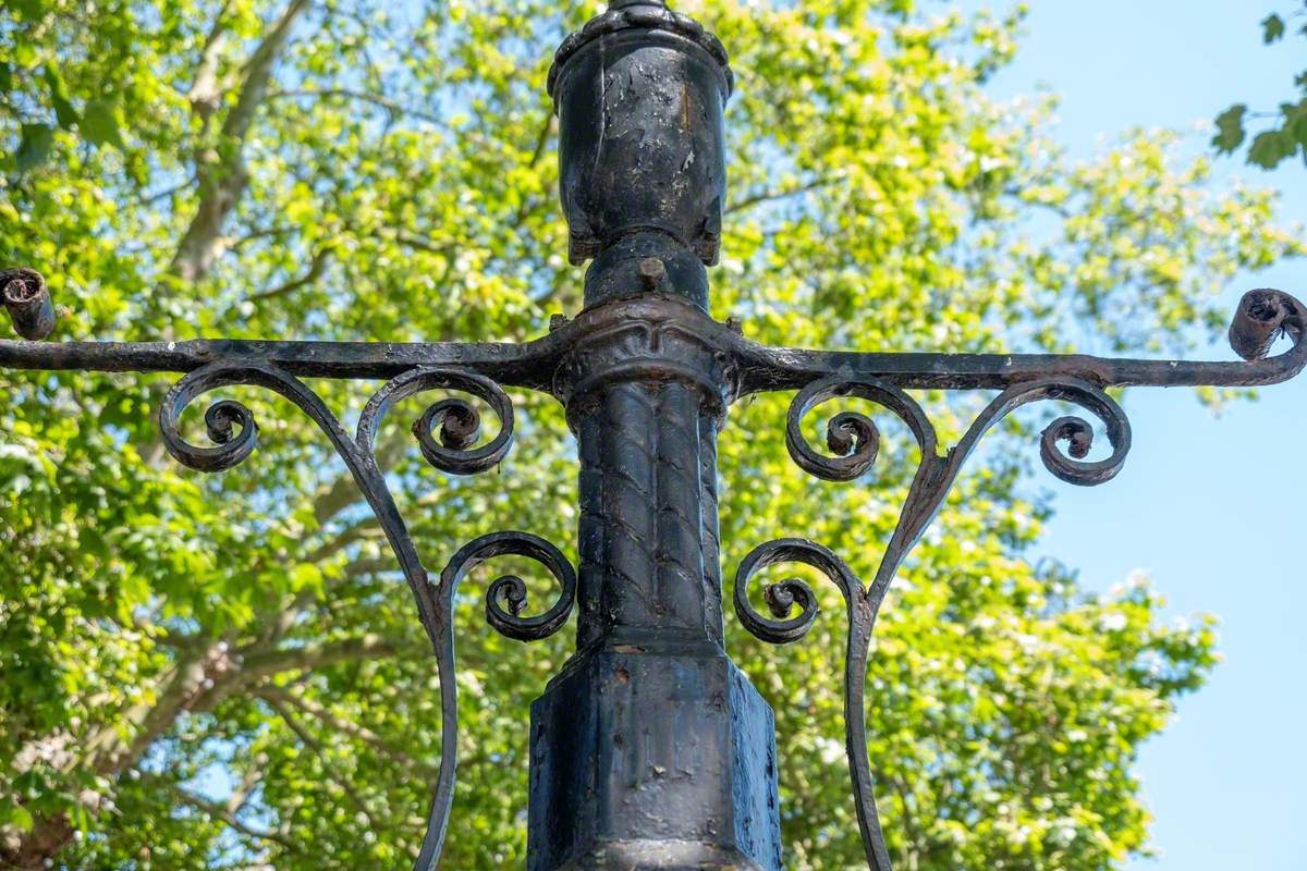 Island Cow Tailed Pumps (Memorial Drinking Fountain)