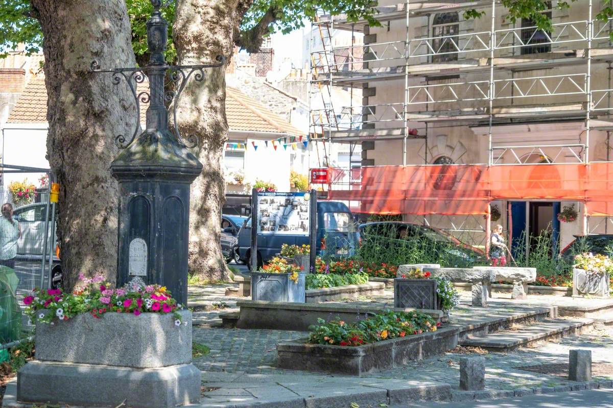 Island Cow Tailed Pumps (Memorial Drinking Fountain)