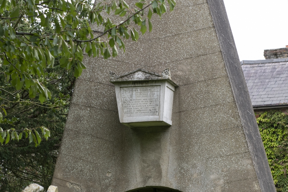 The Loudon Monument (The Coffin in the Air)