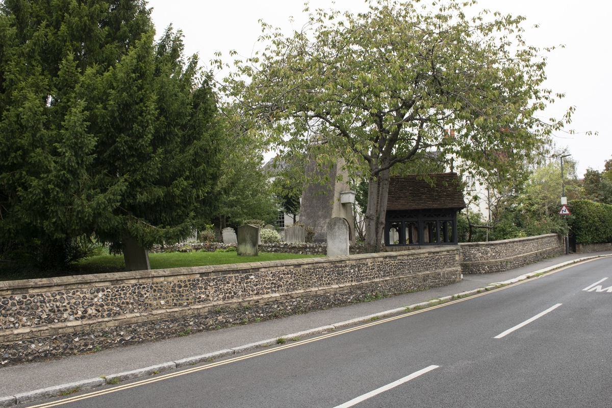 The Loudon Monument (The Coffin in the Air)