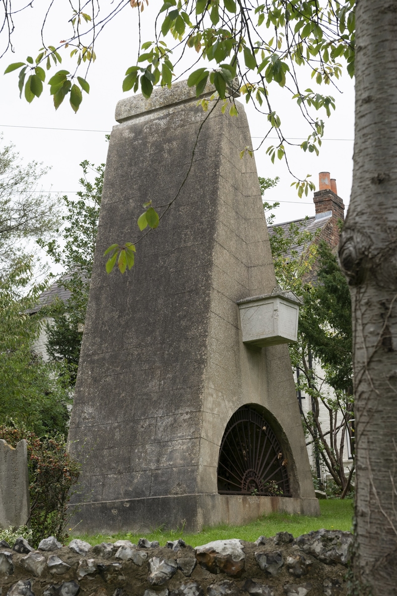 The Loudon Monument (The Coffin in the Air)