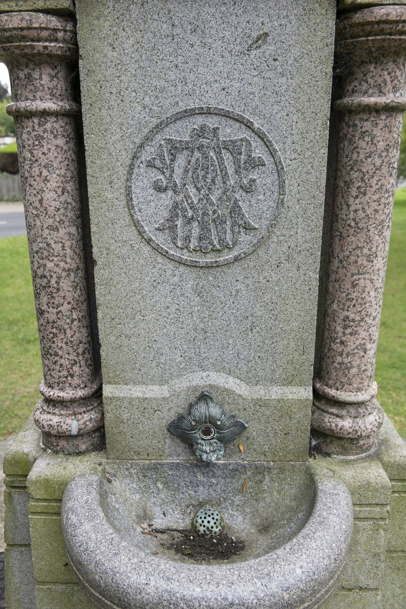 Tooke Drinking Fountain