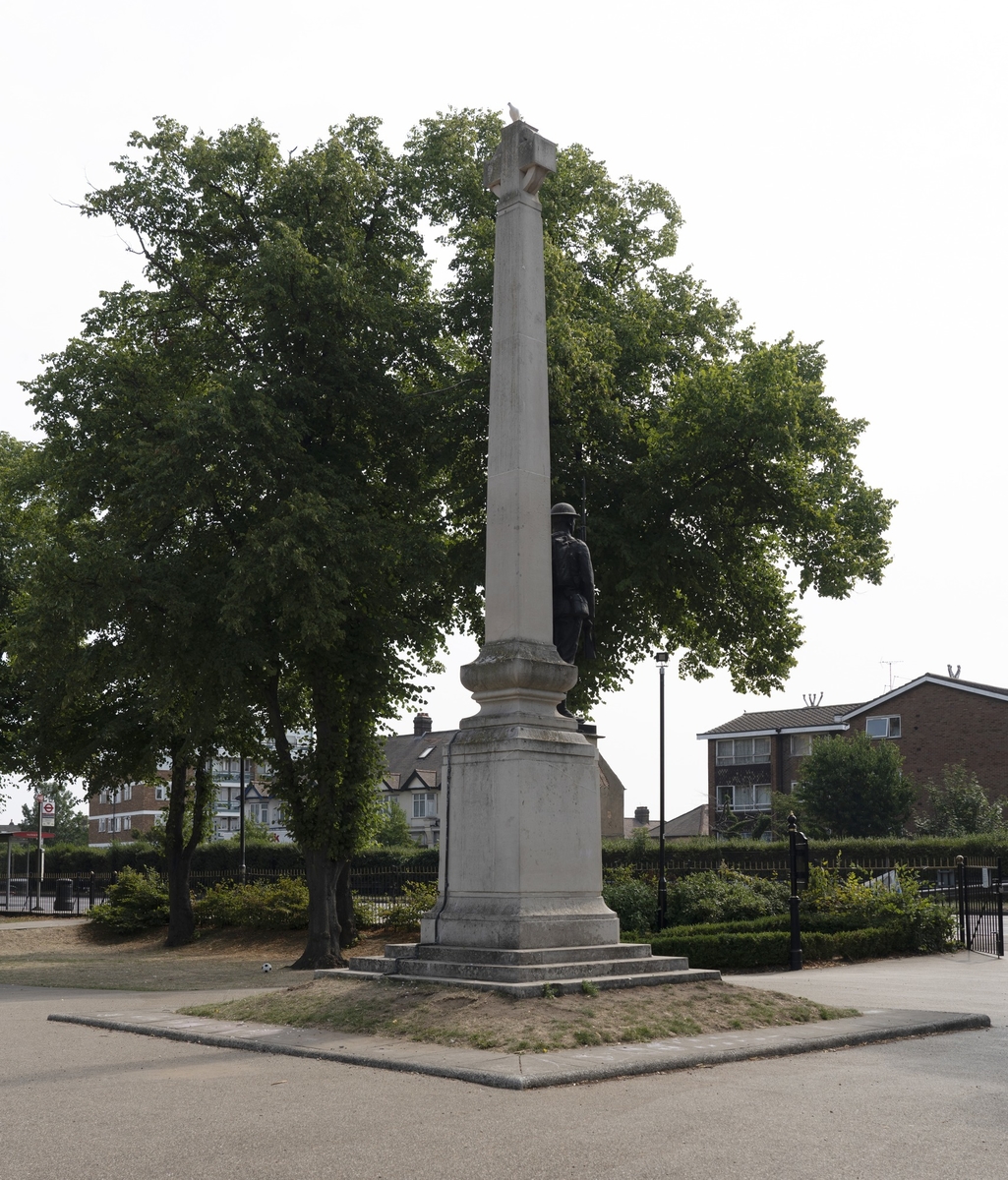 Memorial Gardens Men of Ilford Memorial