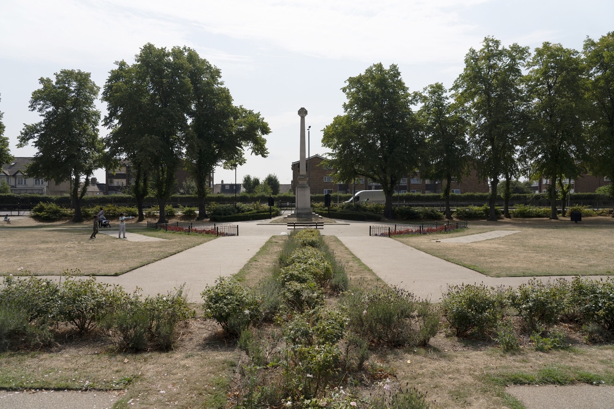 Memorial Gardens Men of Ilford Memorial