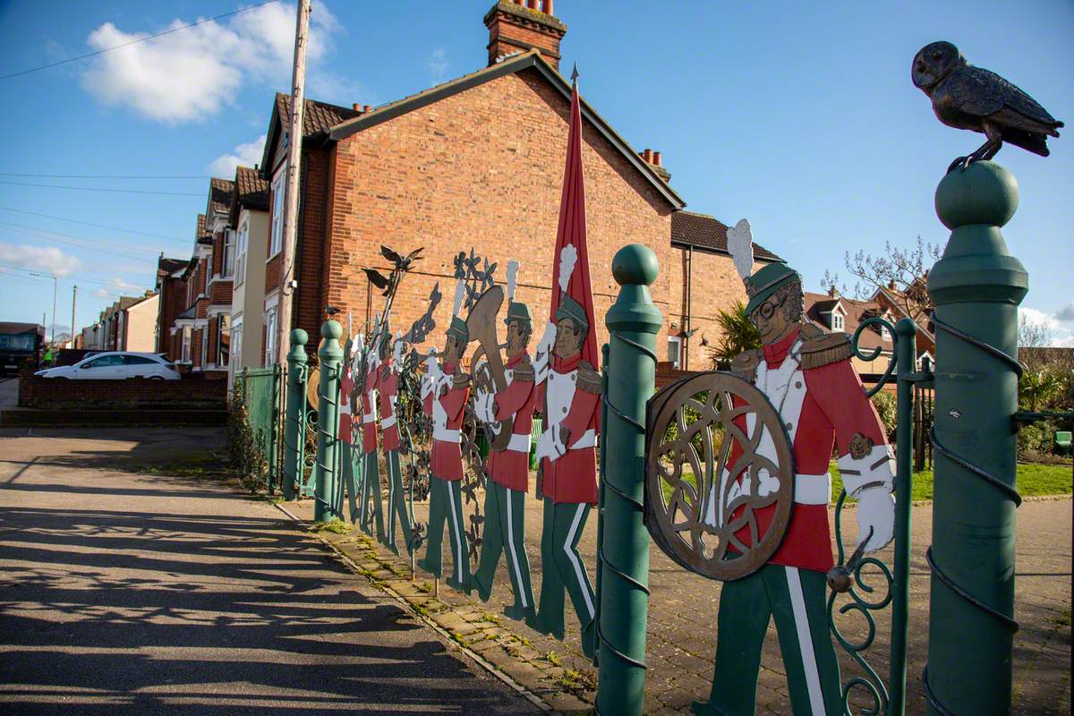 Foxgrove Band Gates