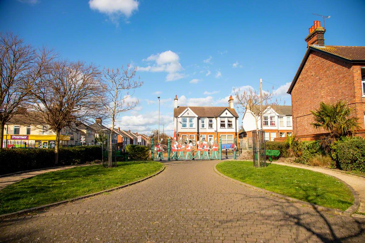 Foxgrove Band Gates