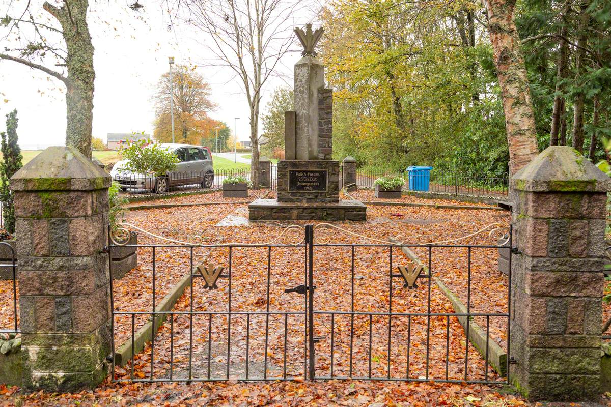 Invergordon Polish War Monument