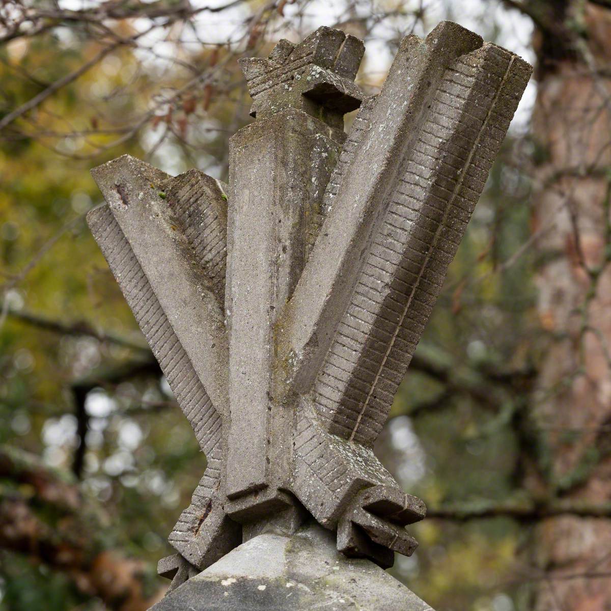 Invergordon Polish War Monument