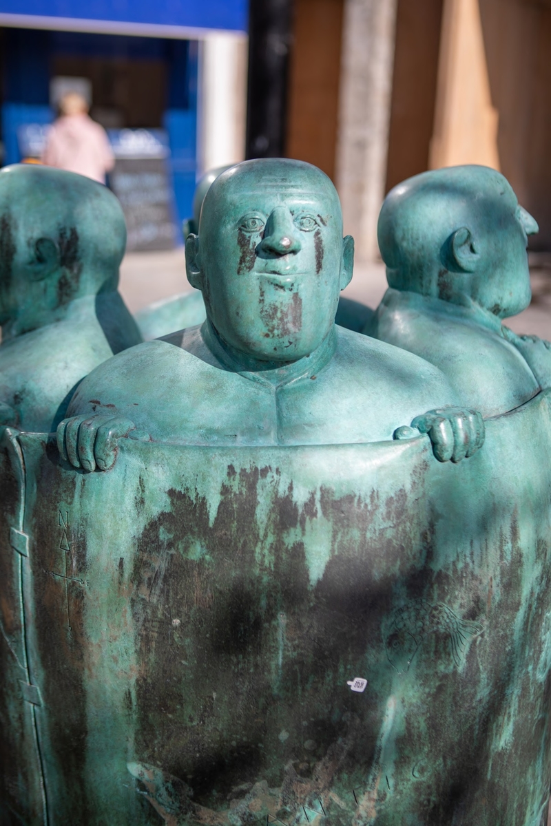Four Twins (Bin Men)