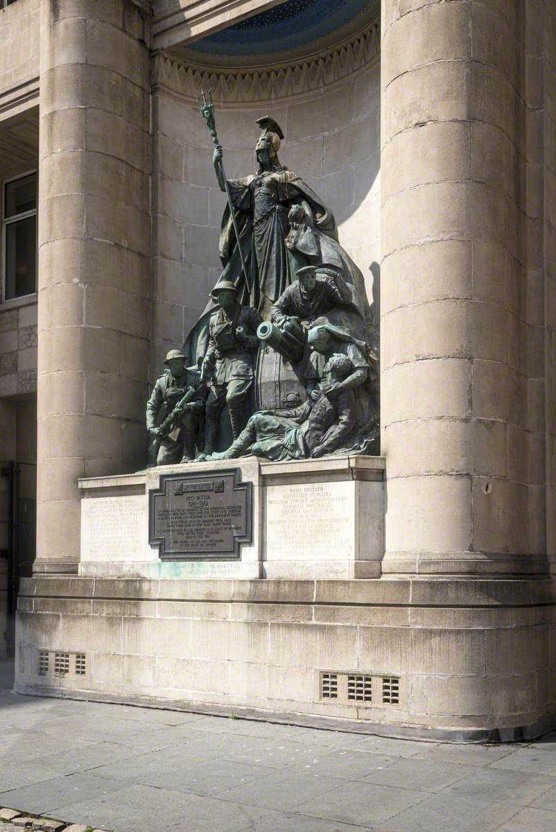 News Room War Memorial, Mother and Child, and Father and Child