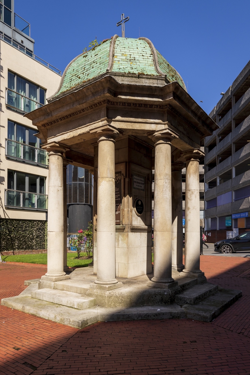 Renshaw Street Chapel Memorial