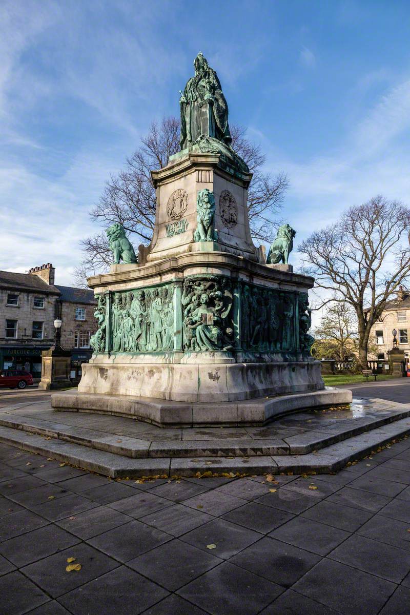 Memorial to Queen Victoria (1819–1901)