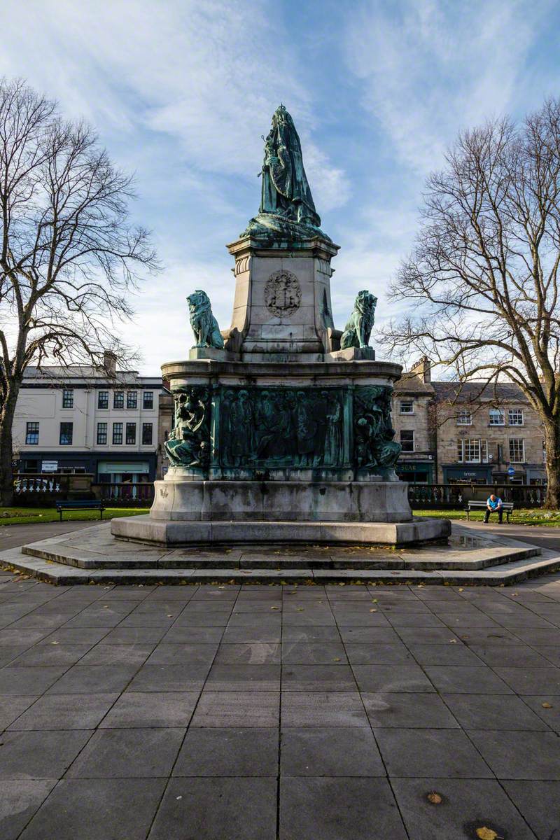 Memorial to Queen Victoria (1819–1901)