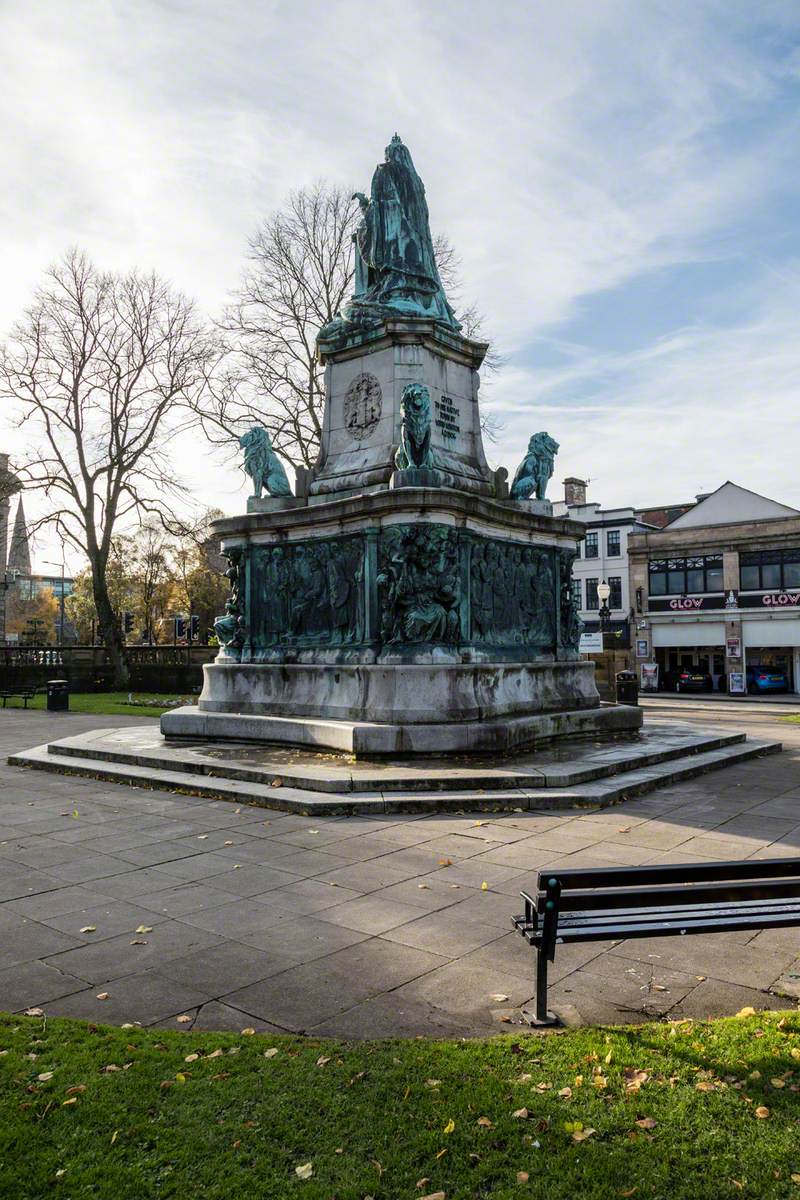 Memorial to Queen Victoria (1819–1901)