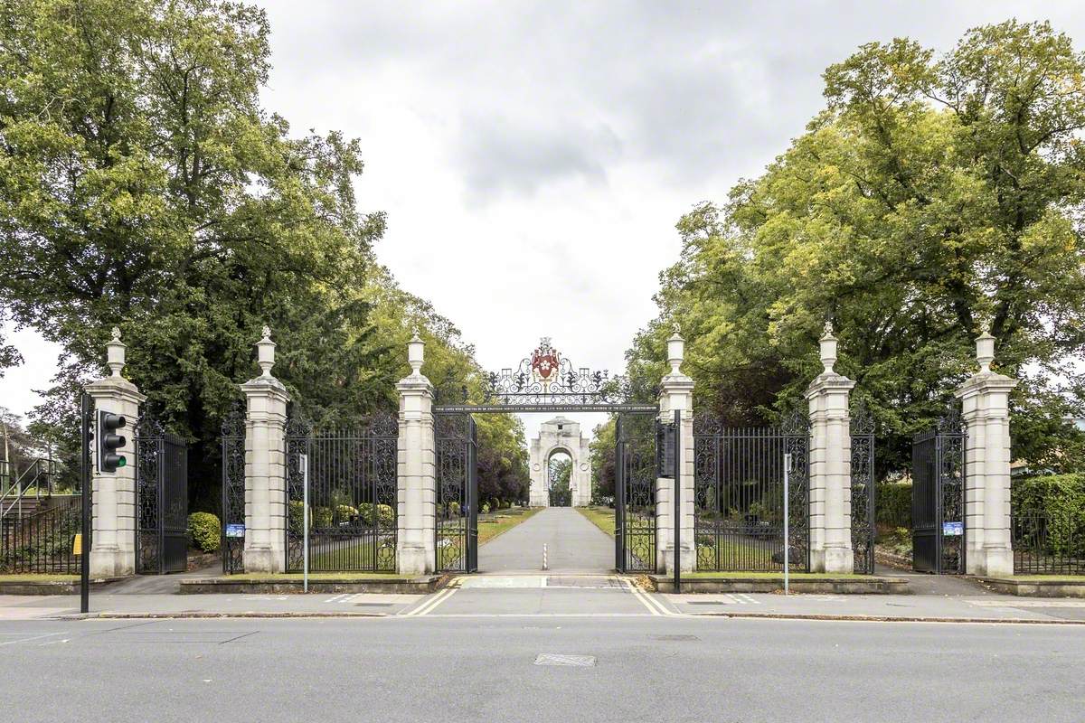 Victoria Park Gates