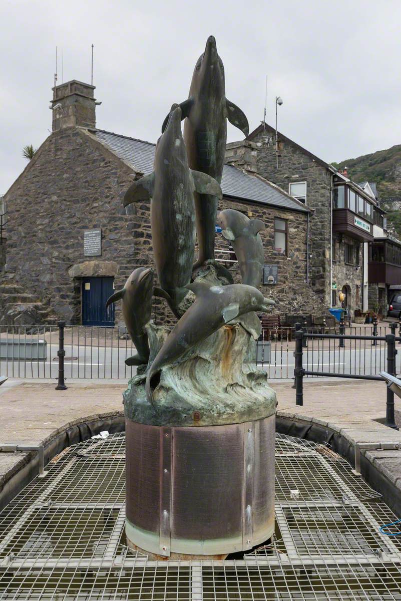 Dolphin Wishing Well | Art UK