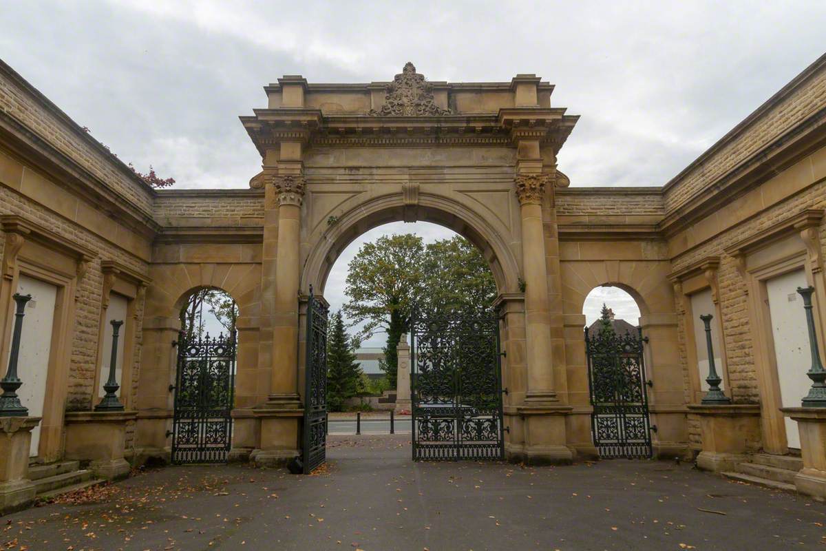 Gorse Hill Park Archway