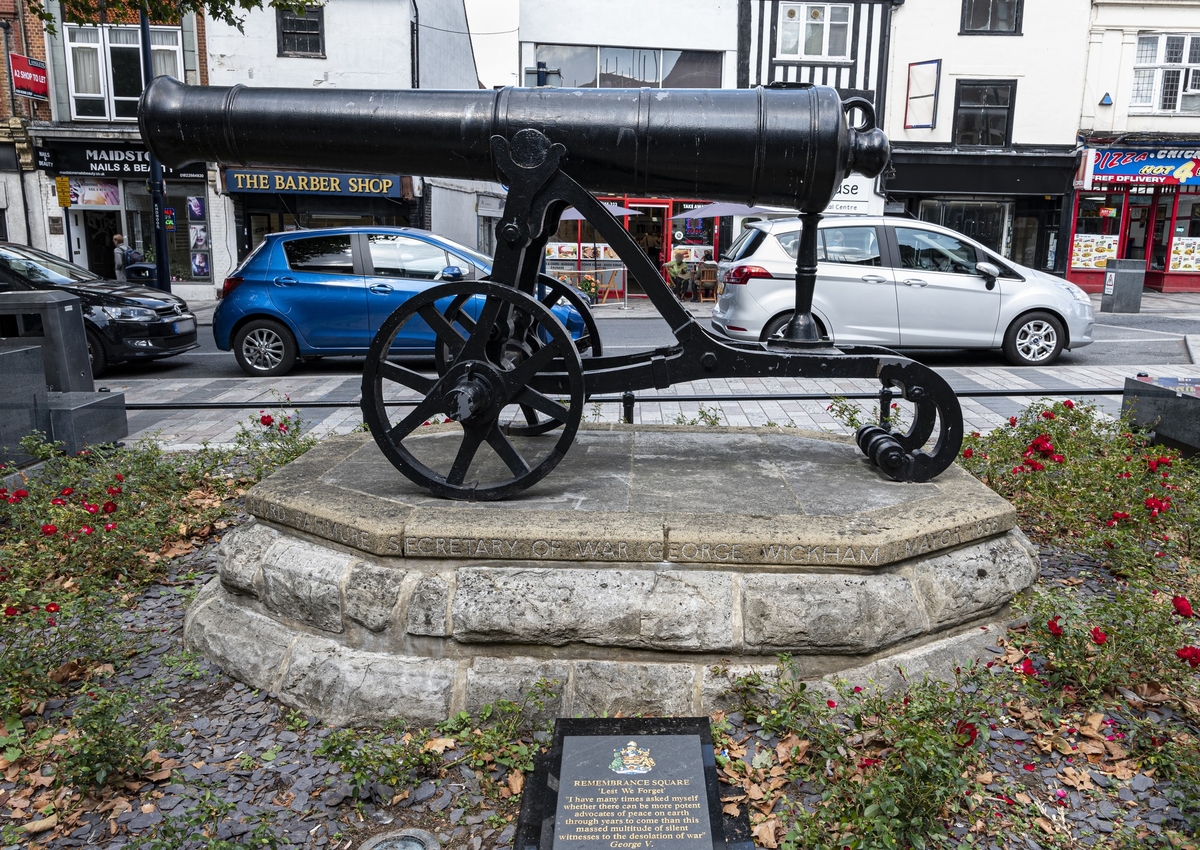 Cannon War Memorial