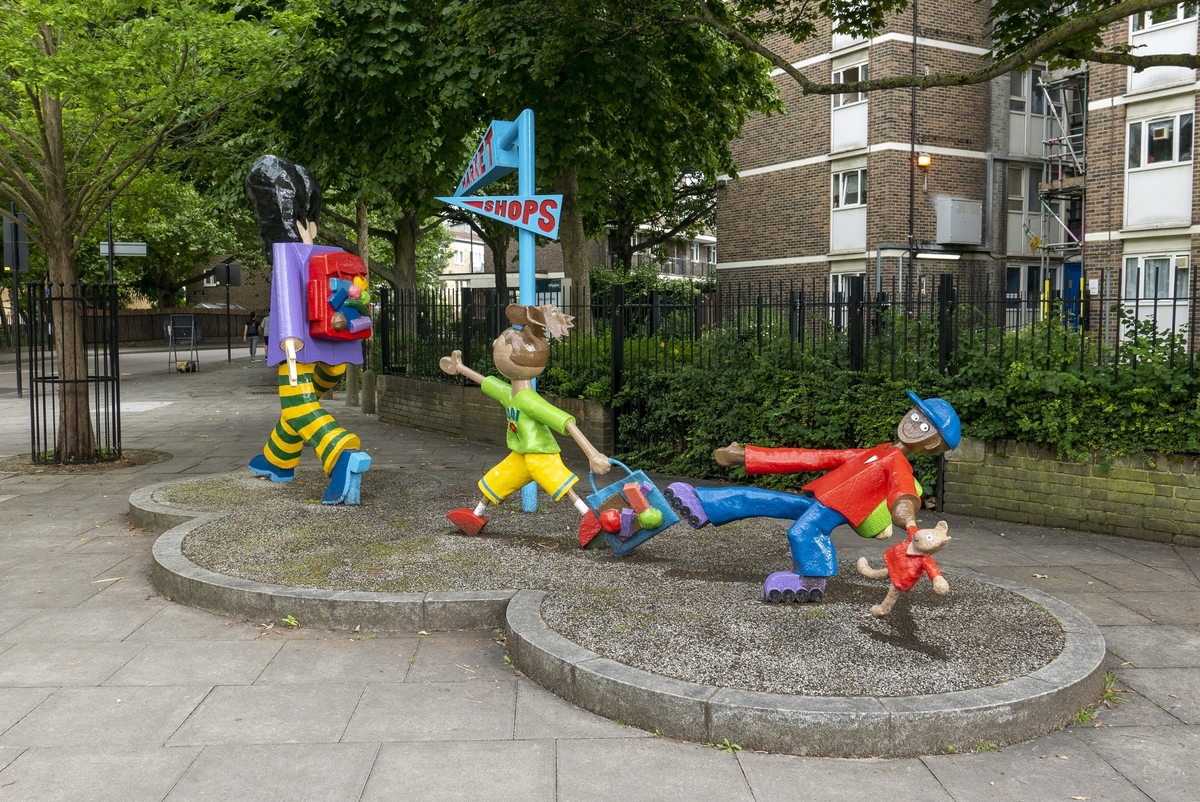 I Love Hoxton Square (Figures)