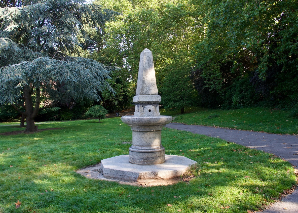 St Pauls' Fountain