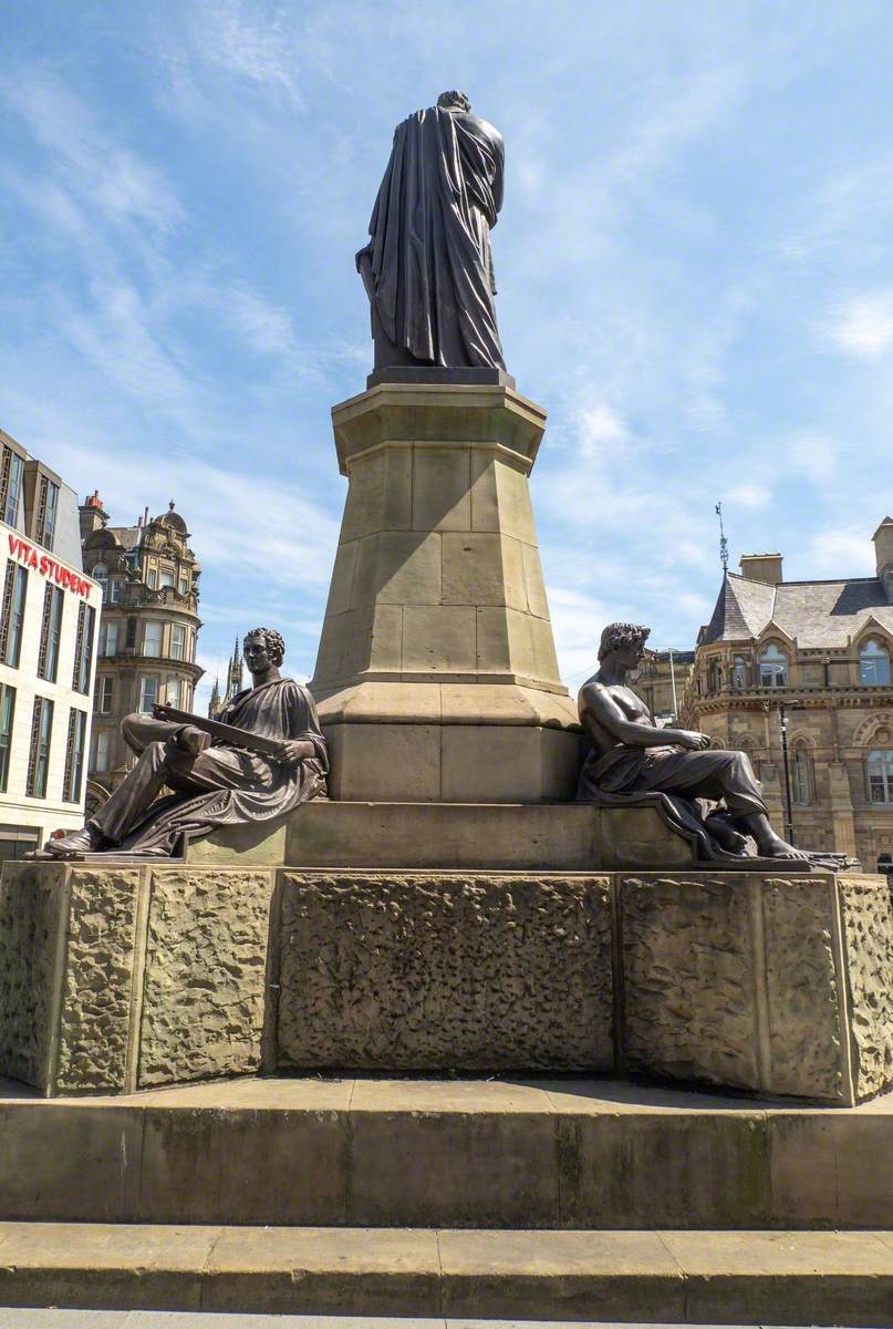 Memorial to George Stephenson (1781–1848)