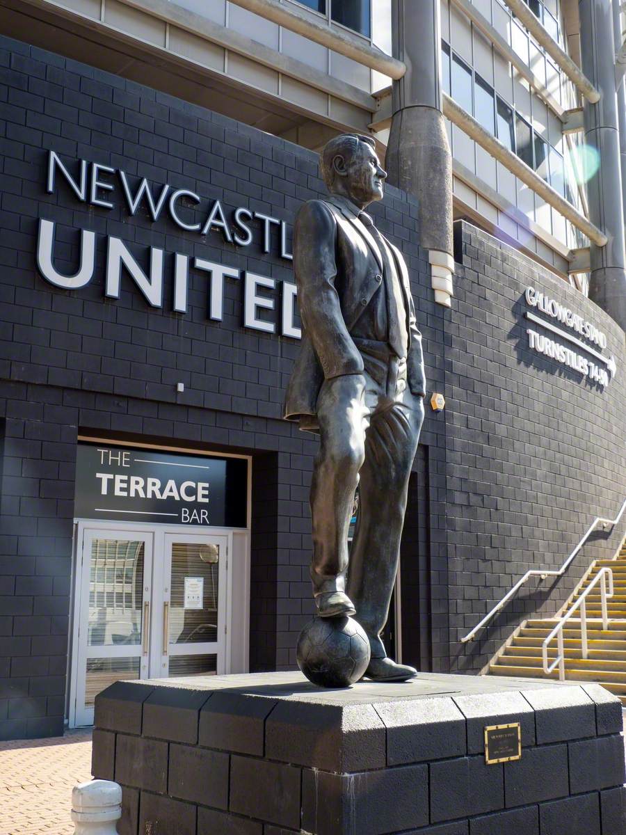 Sir Bobby Robson (1933–2009)