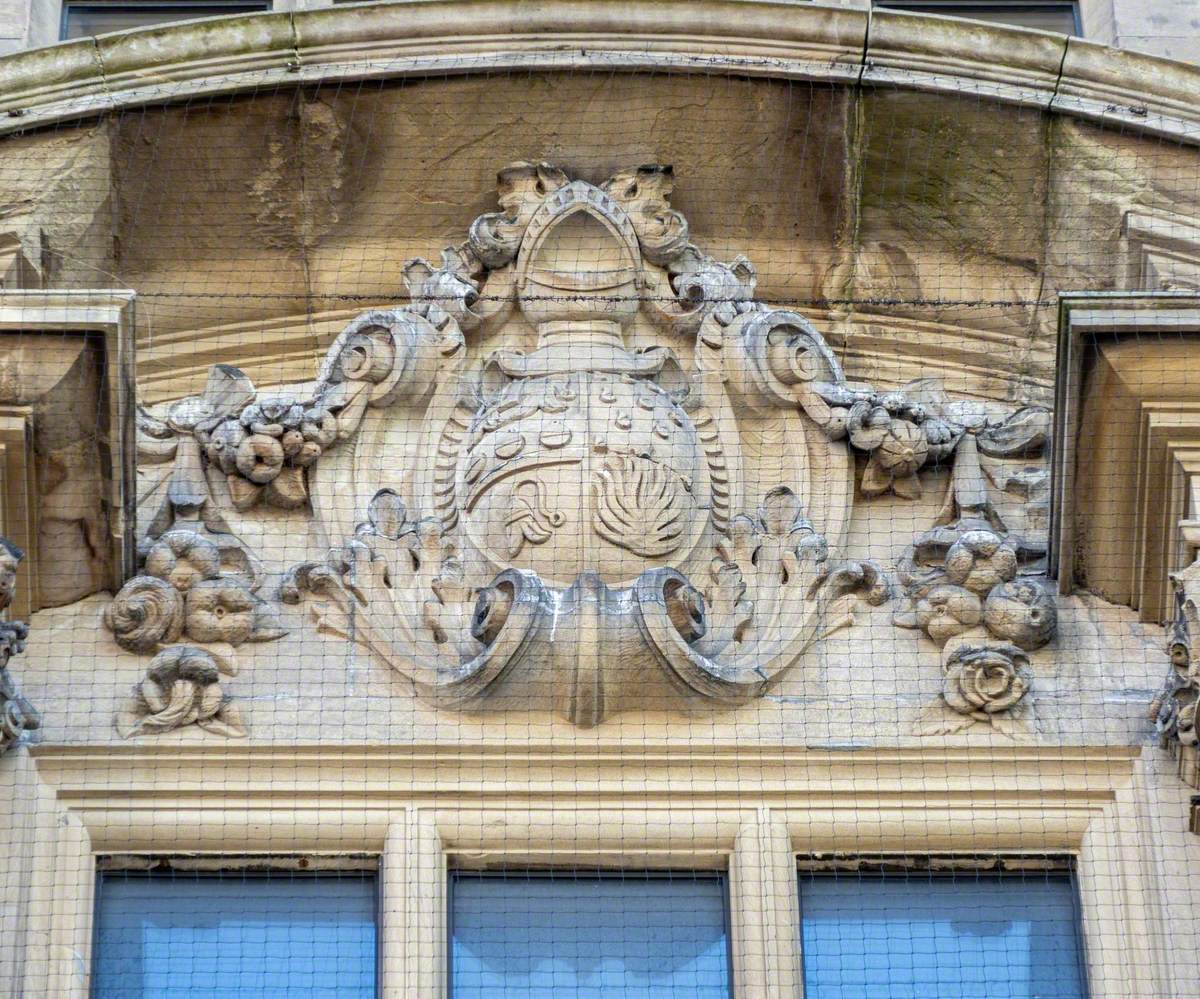 Personifications of Science and Art, Coats of Arms