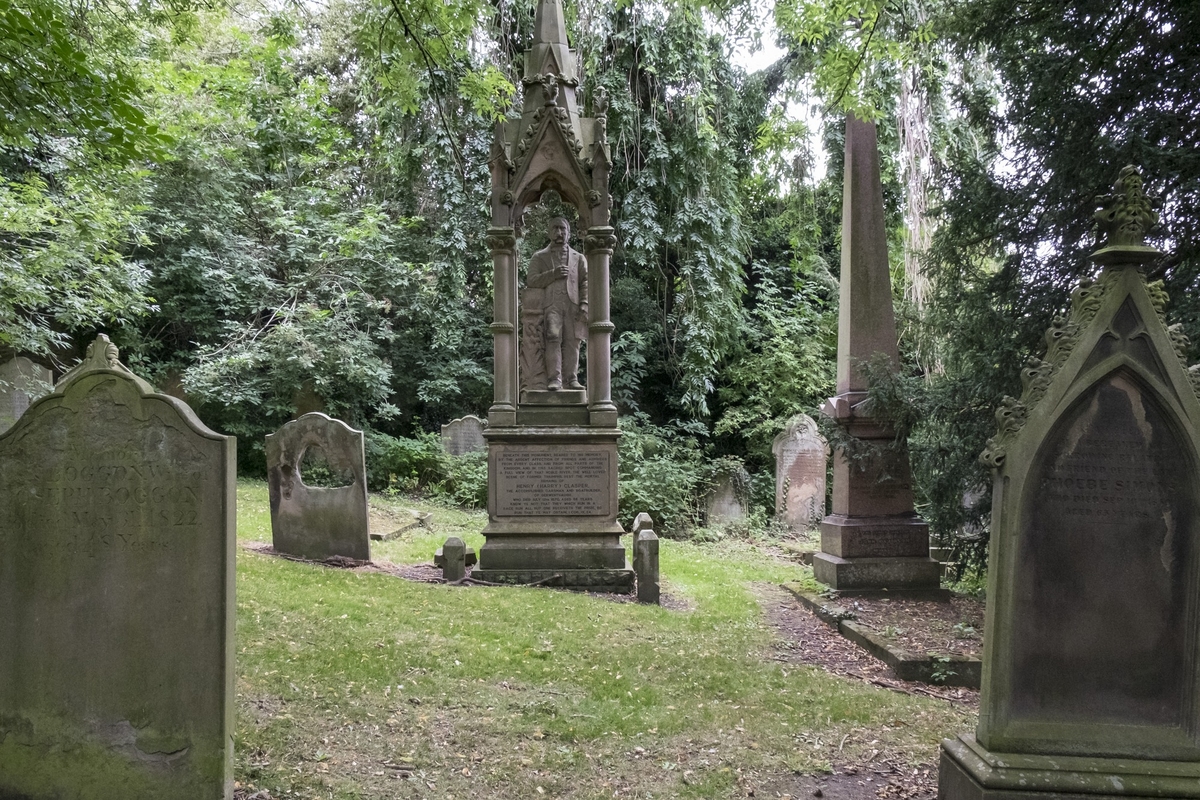 Harry Clasper Monument