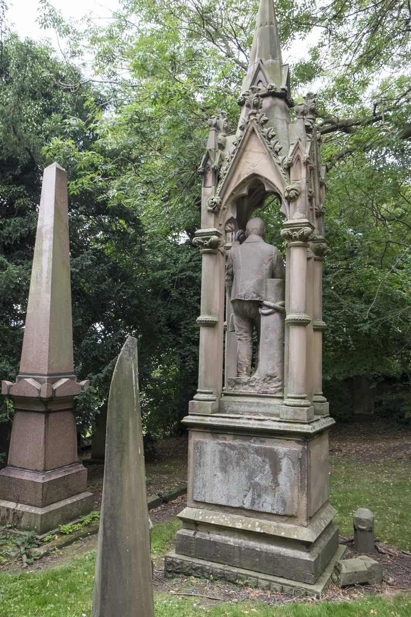 Harry Clasper Monument