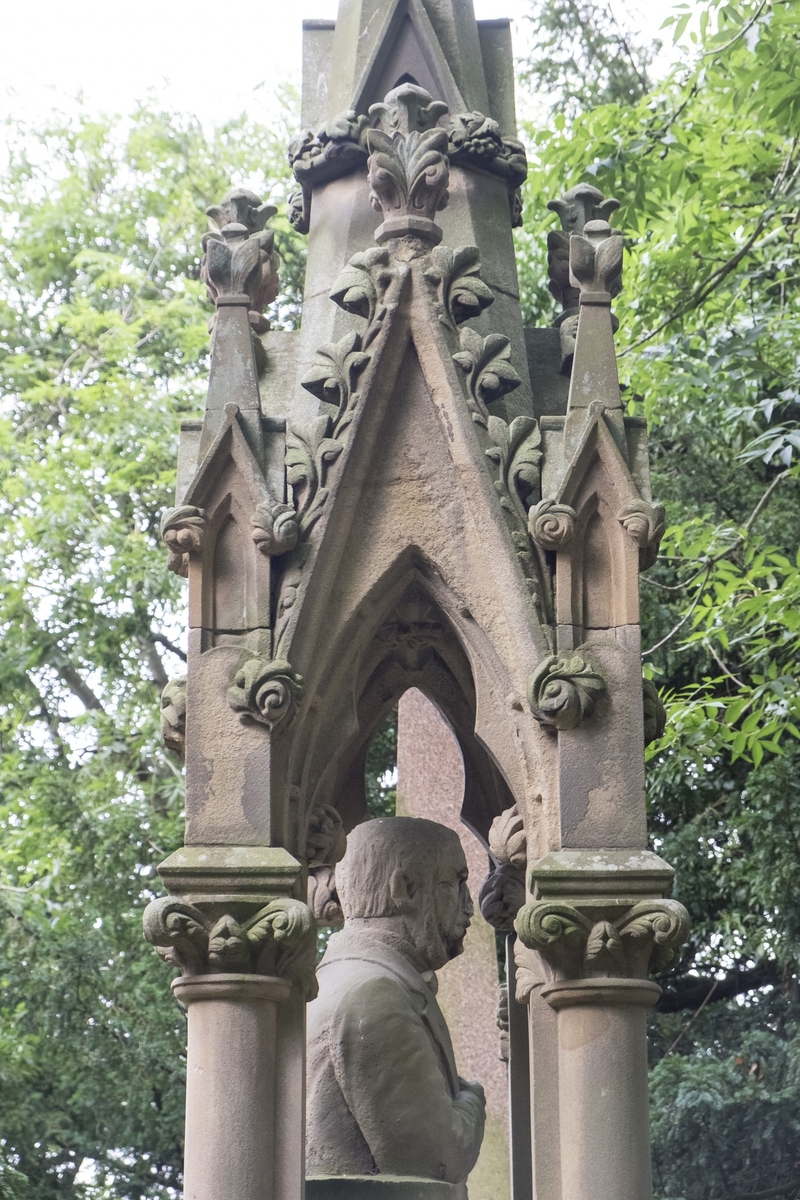 Harry Clasper Monument