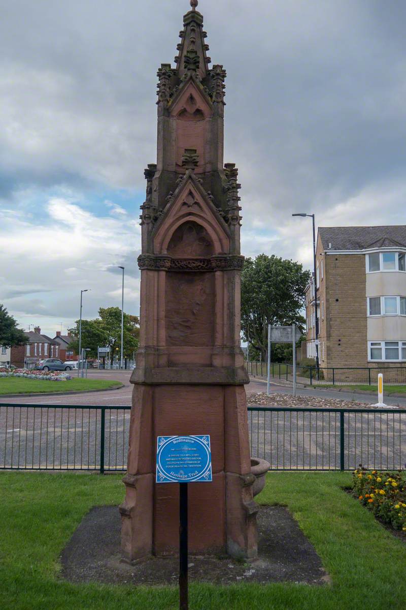 Dr James Trotter (1843–1899), Memorial Drinking Fountain