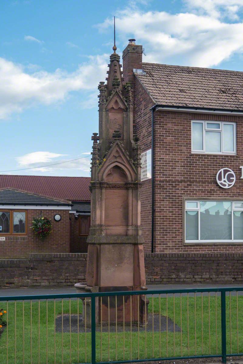 Dr James Trotter (1843–1899), Memorial Drinking Fountain