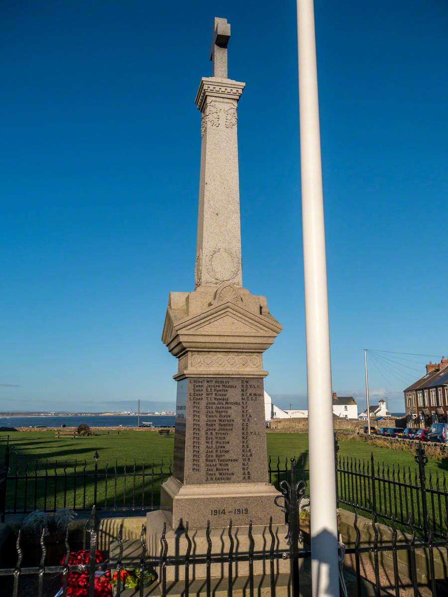 Seaton Sluice and Old Hartley War Memorial