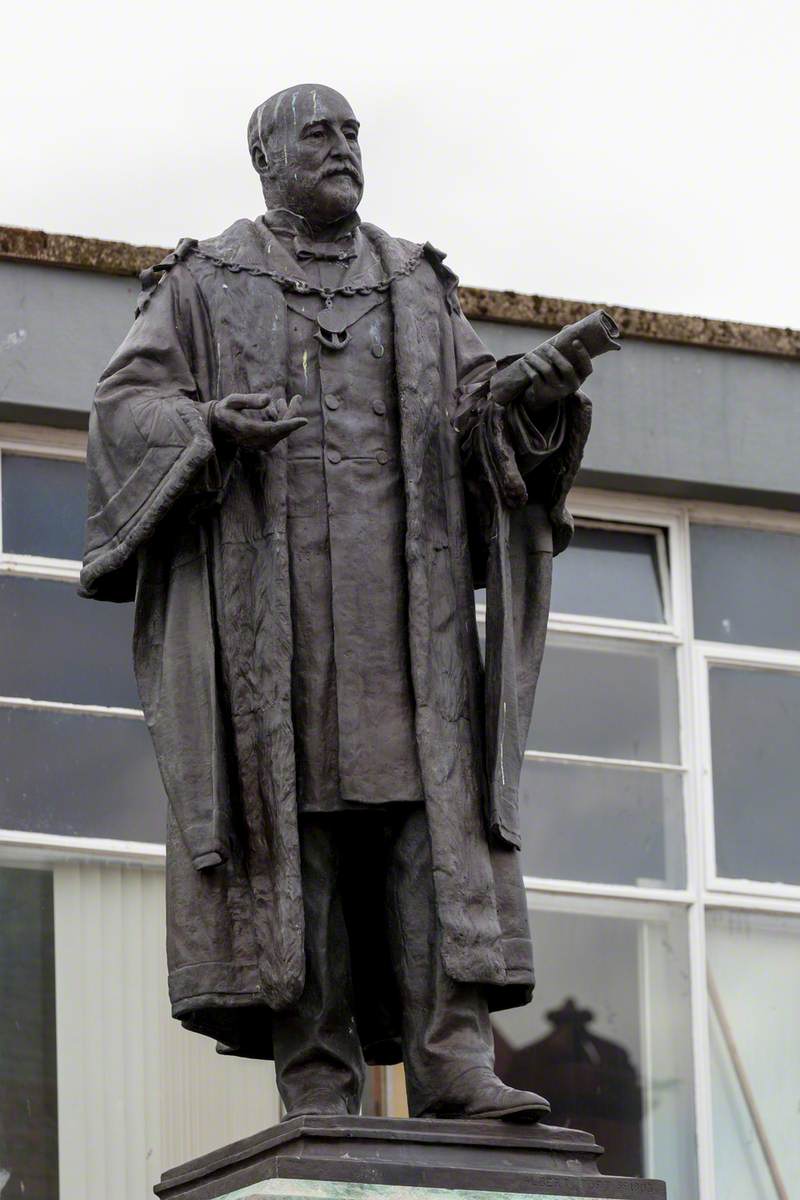 Monument to Sir Charles Mark Palmer (1822–1907)