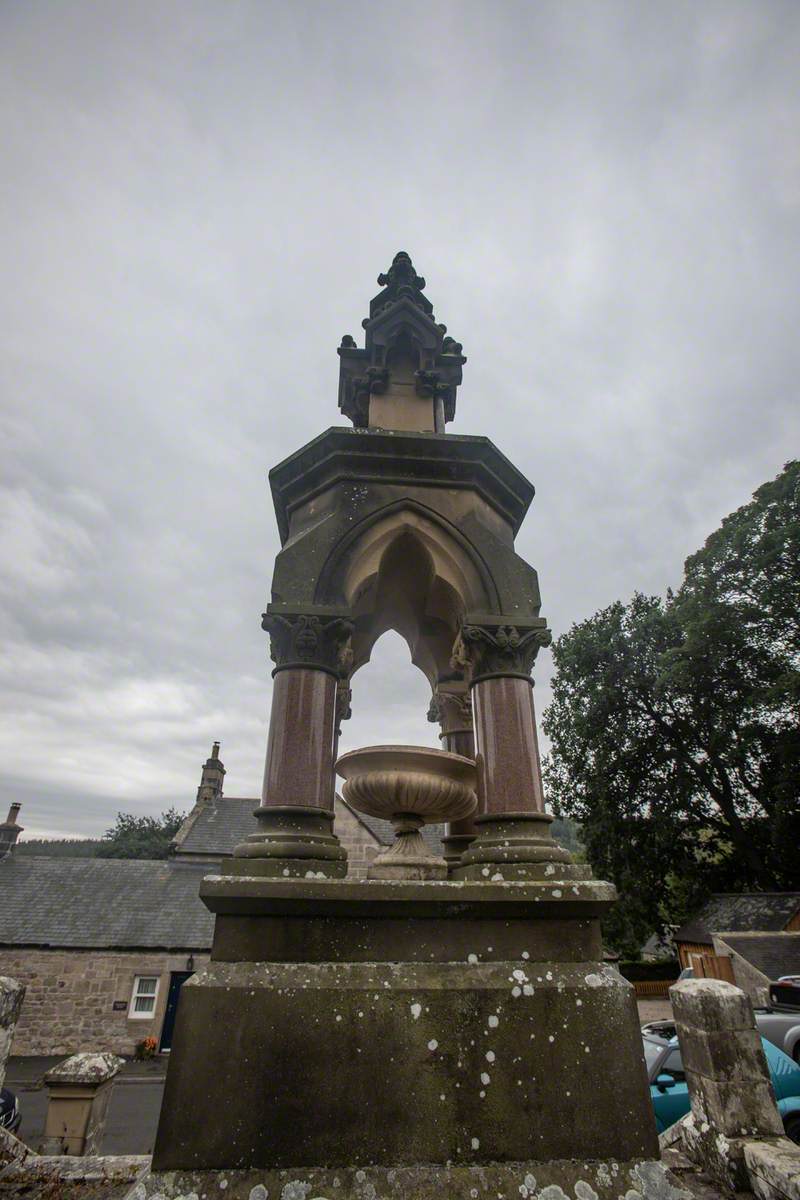 Clennell Memorial Fountain