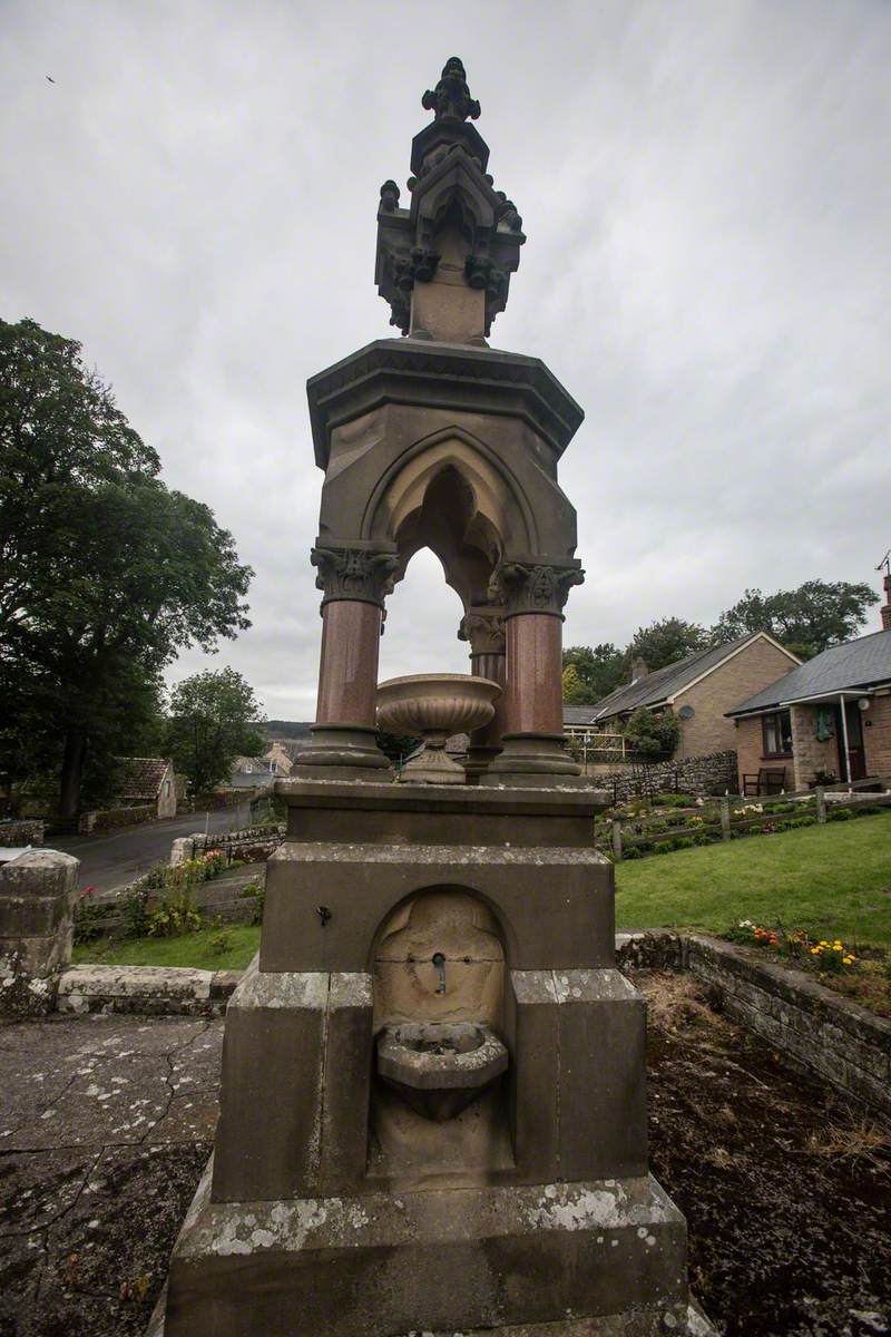 Clennell Memorial Fountain