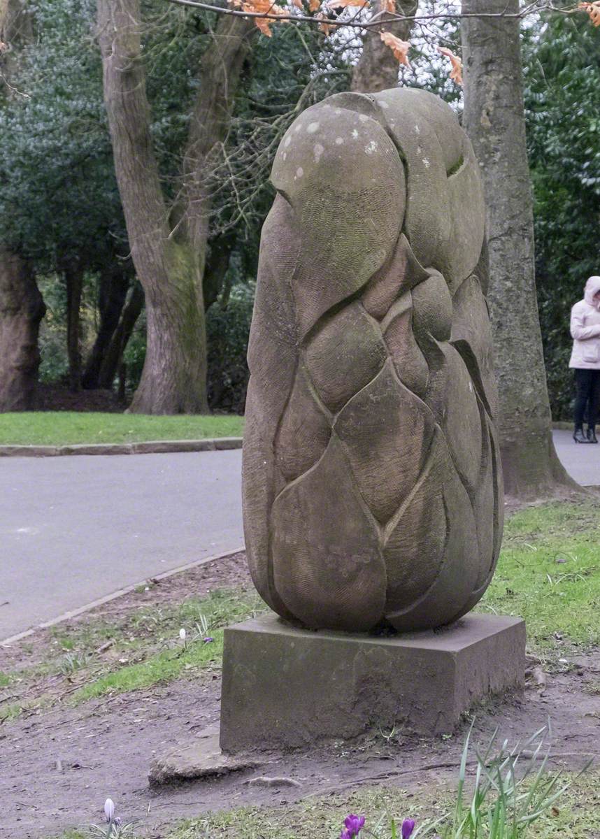 Foliate Carving