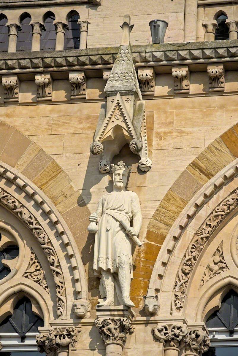 Guildhall Statues and Reliefs