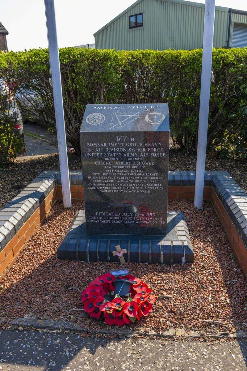 Memorial to 467 Bombardment Unit